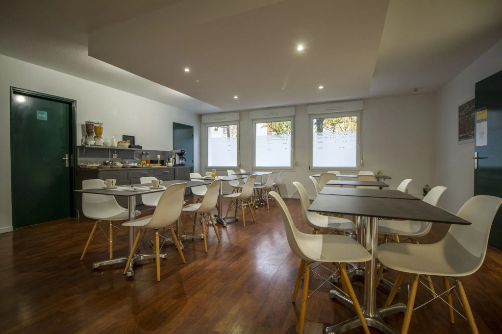 KOSY Apparthôtel Le Champ De Mars Reims