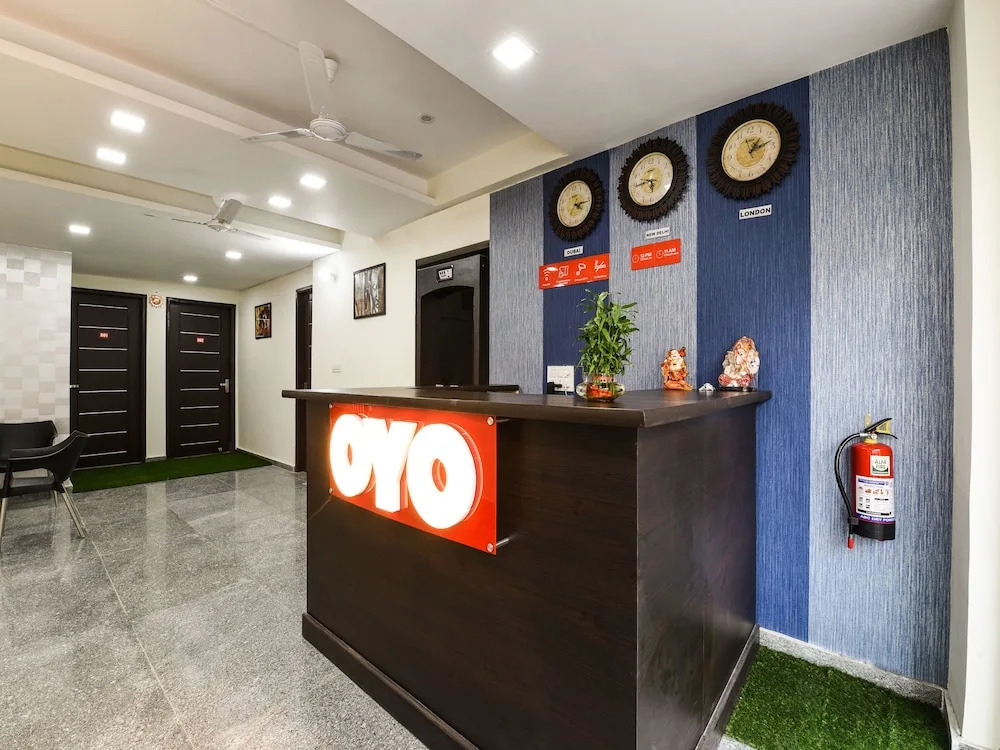 OYO 14722 Diamond Stay
