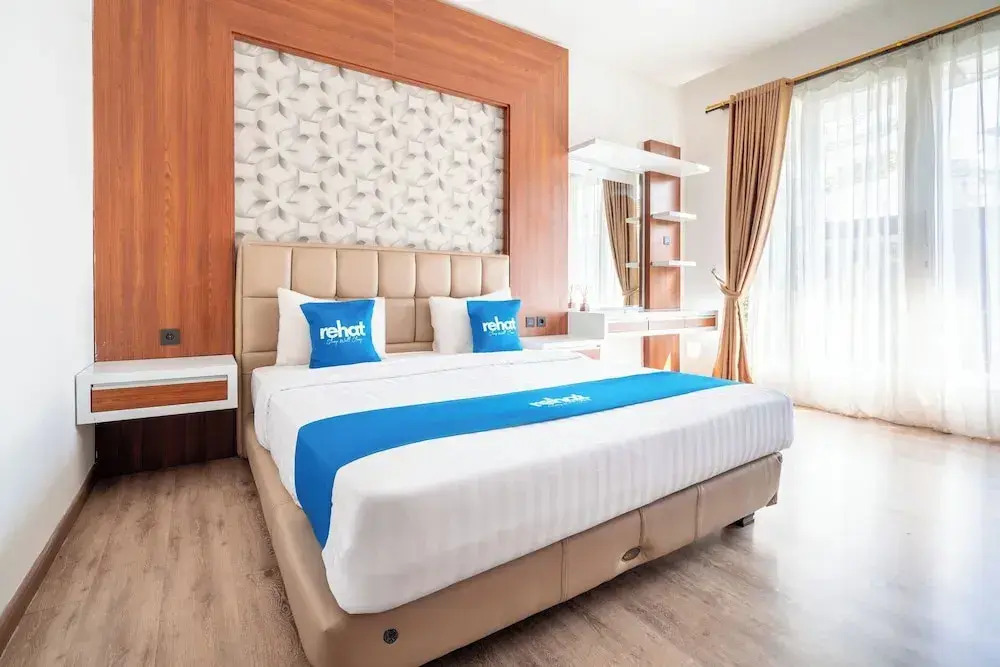 Rehat at Villa Golf Island Dago Resort II