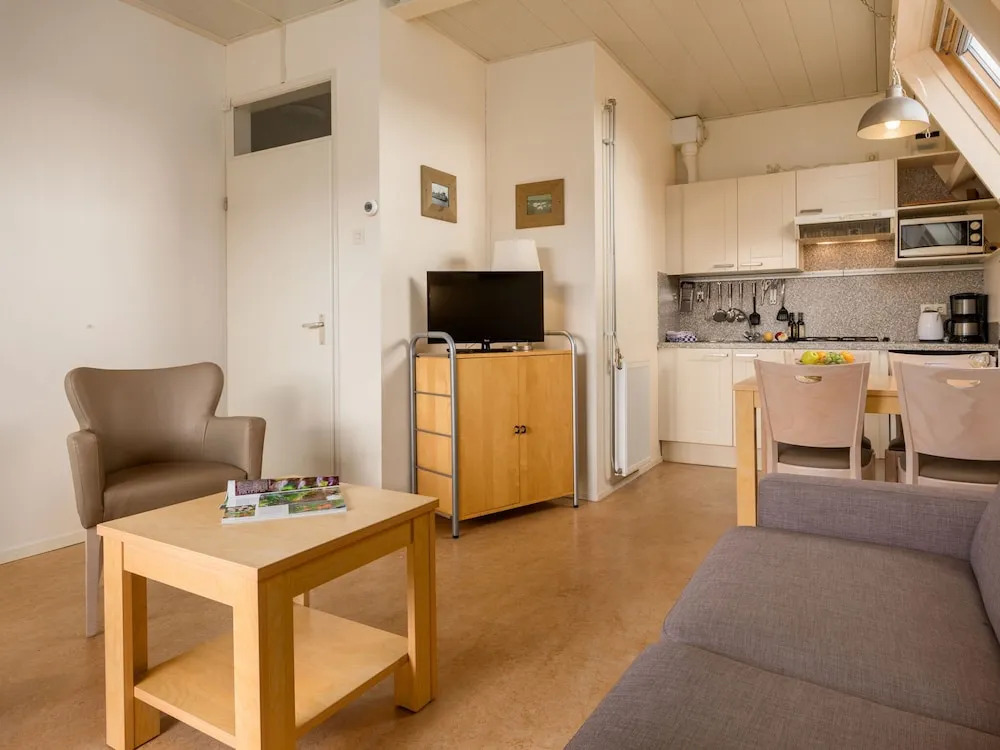 Apartment in De Koog With Free Parking