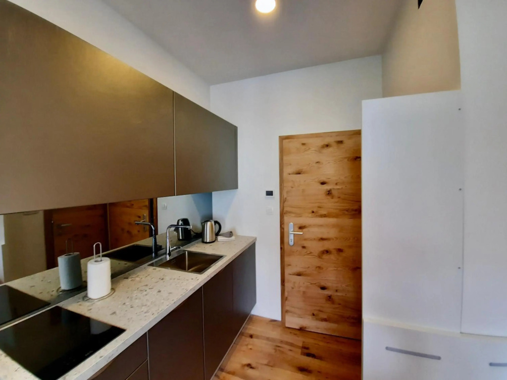 Apartment Silver