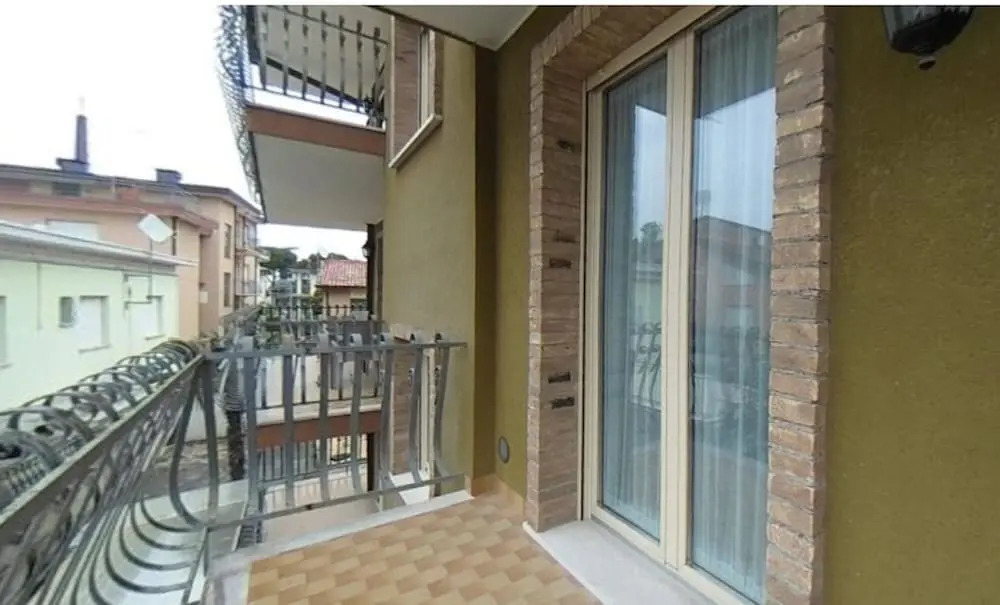 Central Apartment 150mt From the sea