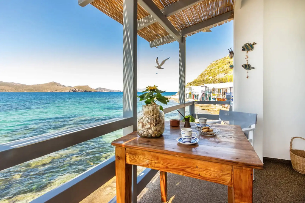 Kalimera & Apoplous boathouse