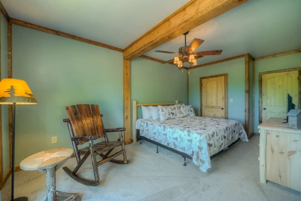 Wolfs Den by Escape to Blue Ridge