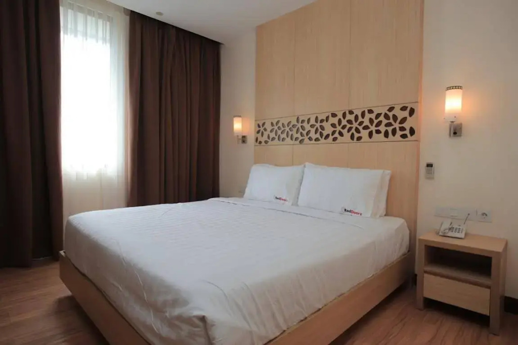 RedDoorz Premium @ Karang Tenget Tuban