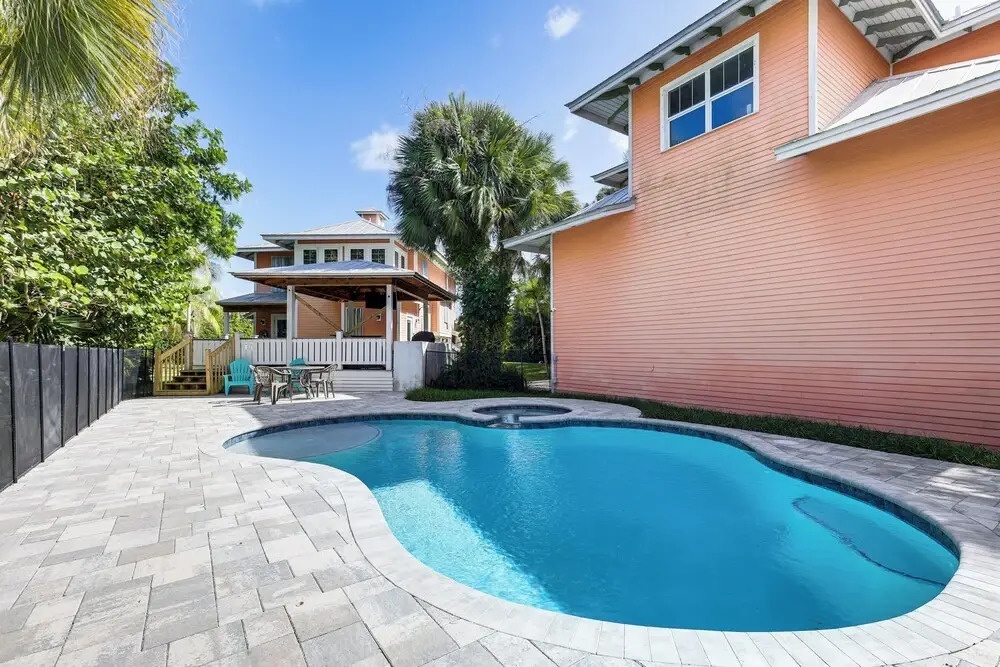 Palm City Home w/ Pool & Florida Room - Near Golf