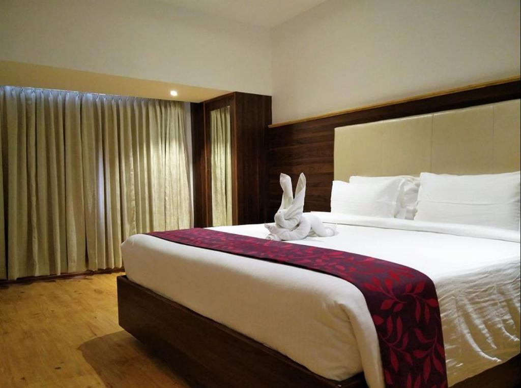 Arcot Woodlands Hotel