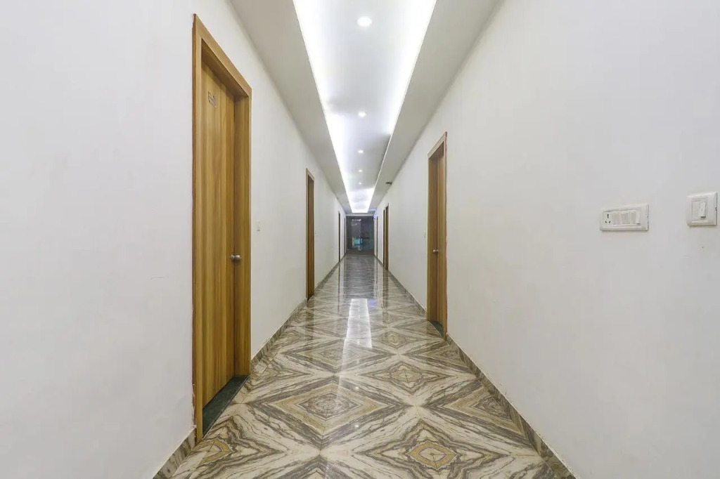 FabHotel Le Gardenia