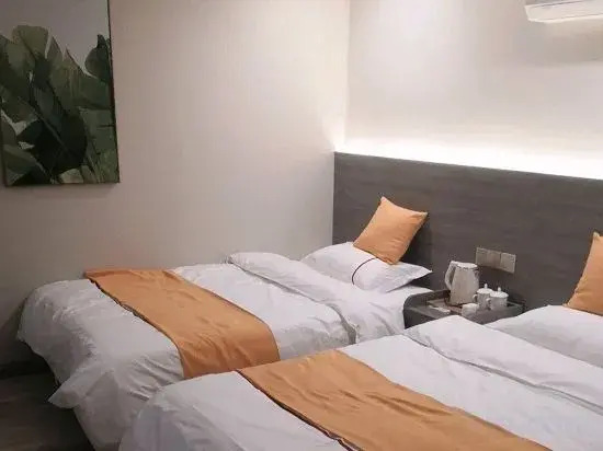 Jinyuan Express Hotel (Xinxiang No.2 Middle School)