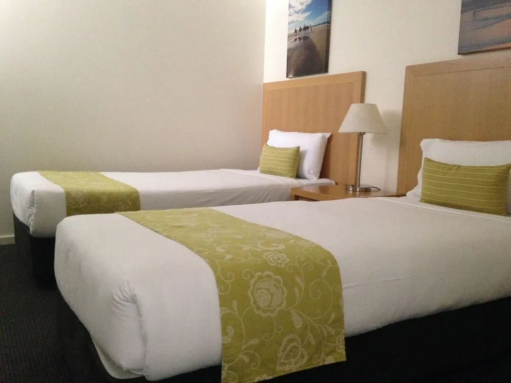 Ramada Resort Flynns Beach