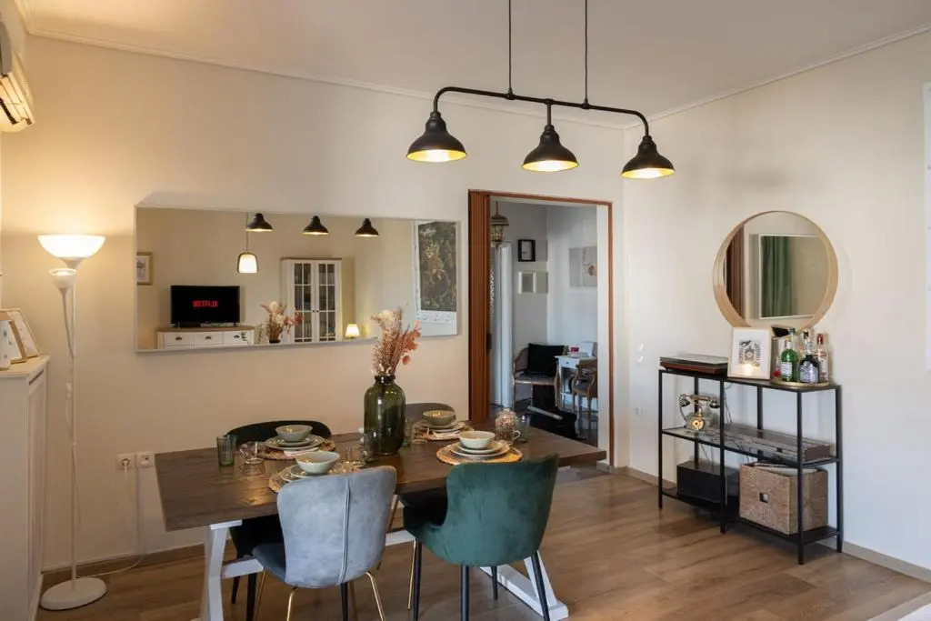 Glyfada golf fourth floor apartment