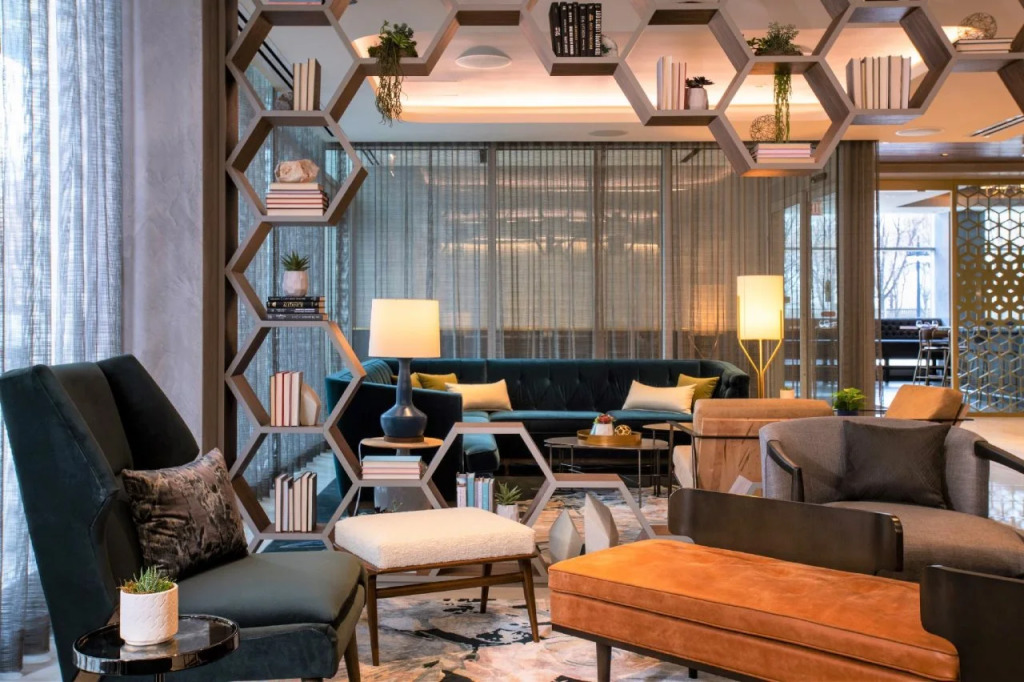 Le Meridien Essex Chicago