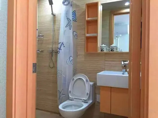 Xinsuihai Seaview Apartment (Yingkou Shanhai Square Vanke Shop)
