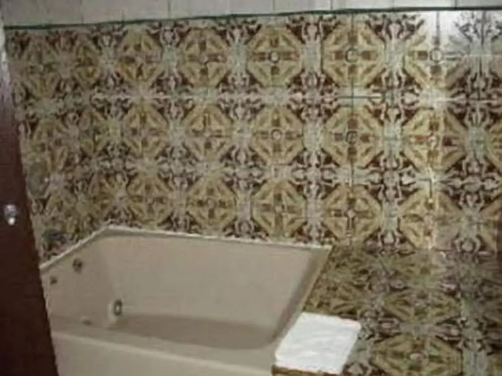 Chateau Royale Inn