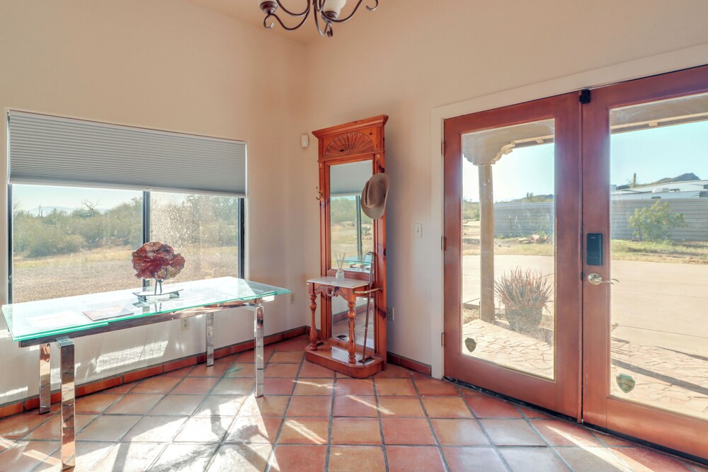 Pool & Views! Luxury Sonoran Desert Oasis Retreat