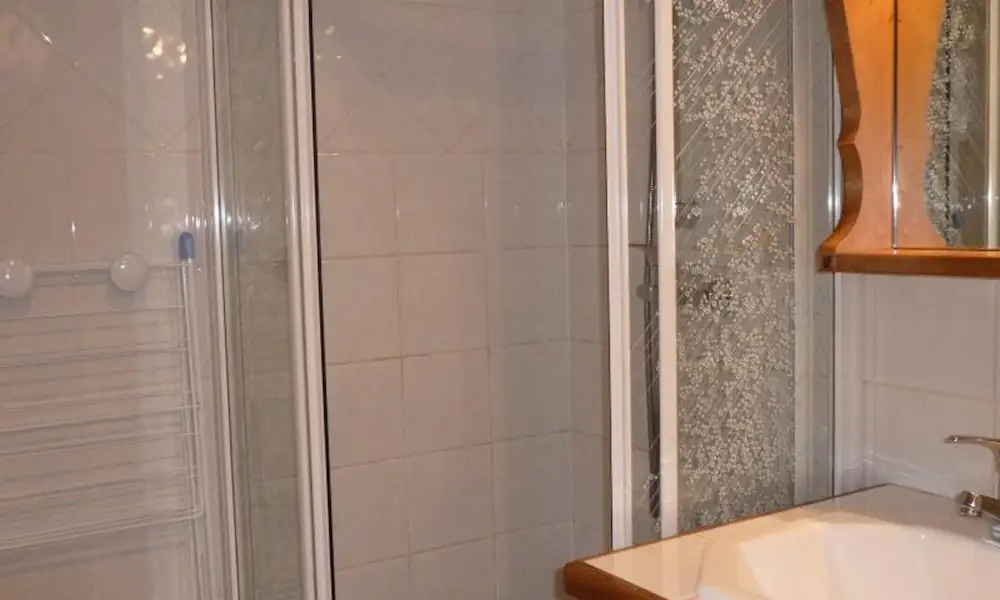 Apartment in Les Allues Near Forest Trails
