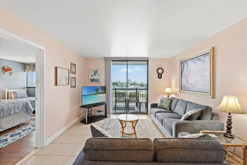 Holiday Towers by Elliott Beach Rentals