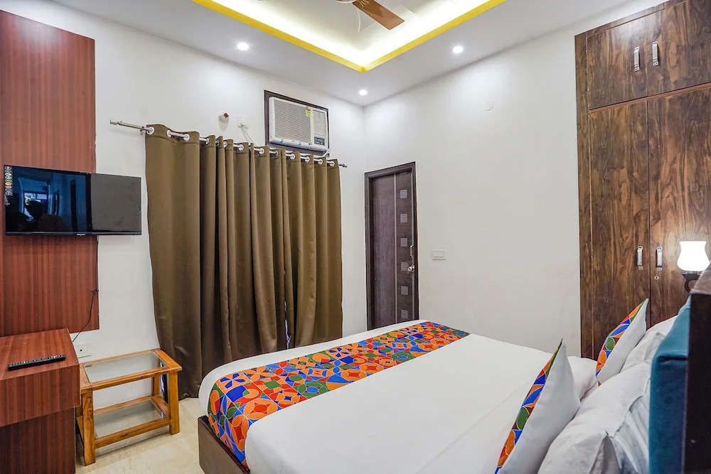 Super Collection O Sector 55 Noida Near Noida Stadium
