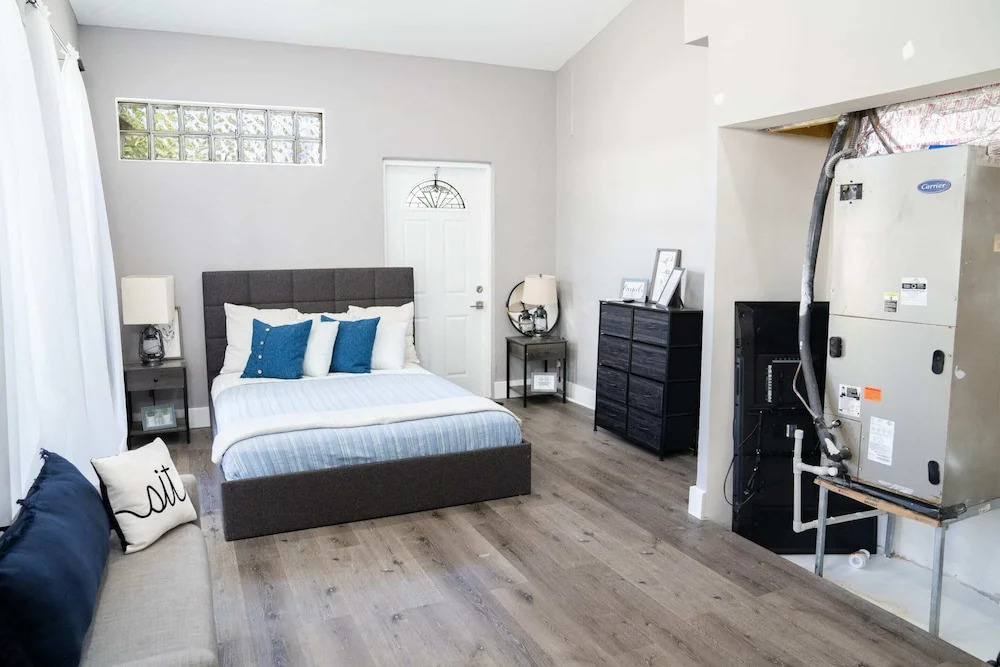Cozy House With Patio, Fireplace, Parking - Hollywood, Florida