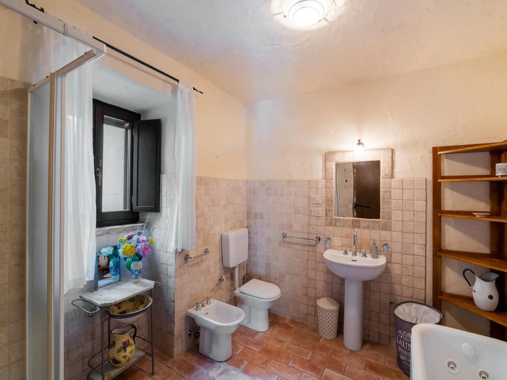 Pretty Holiday Home  with Terrace in Monte San Martino Italy