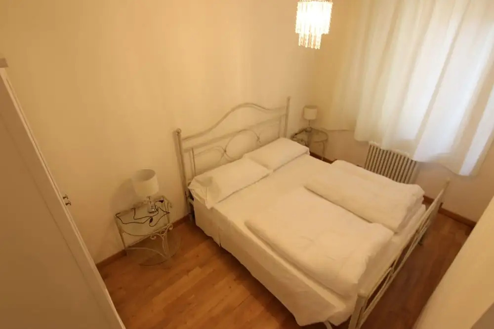 The charmant apartment with lake view