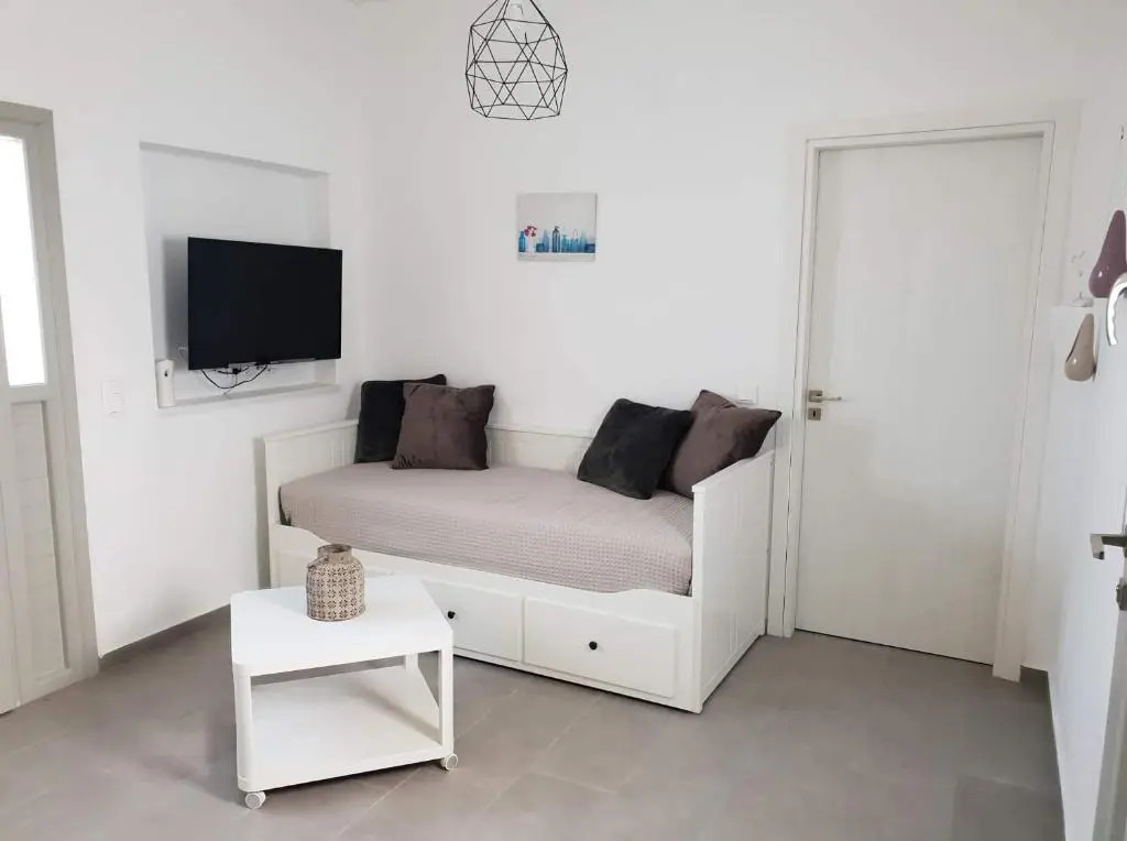 Sand & Waves House