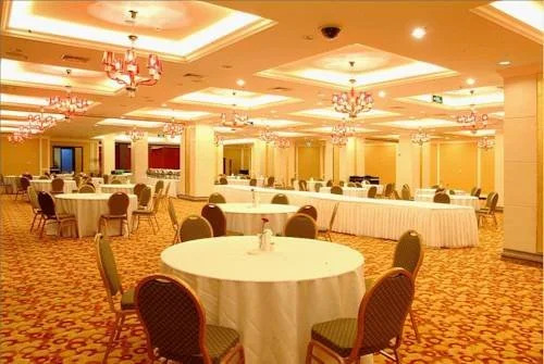 Tarshan Hotel
