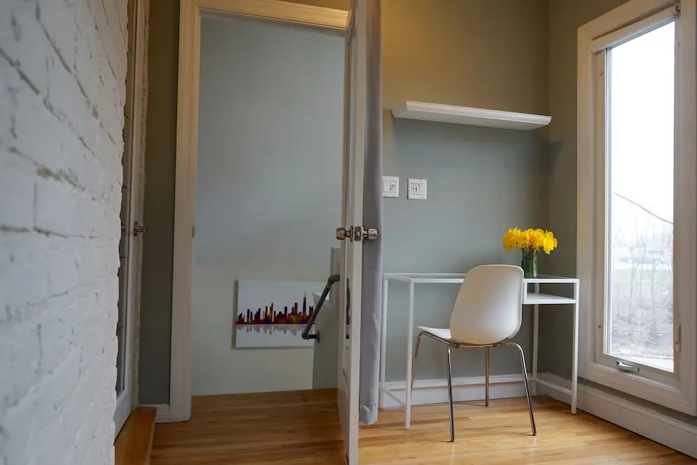 3-Level Bucktown Home - Amazing Outdoors & Parking