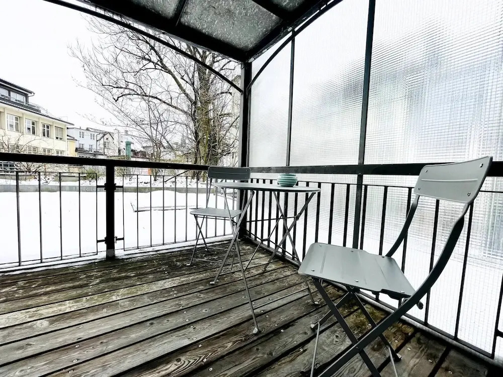 Beautiful Old Building Apartment In The Center