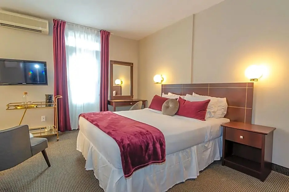 Maison Cartier Boutique Hotel