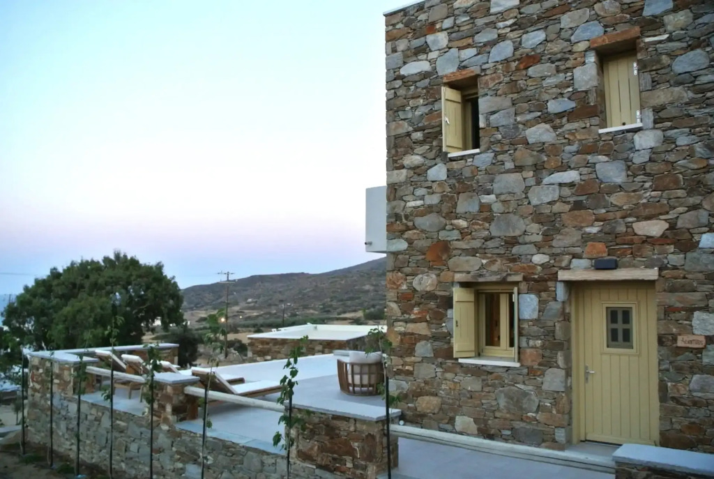 Agiannirema Ios Stone Houses with private pool
