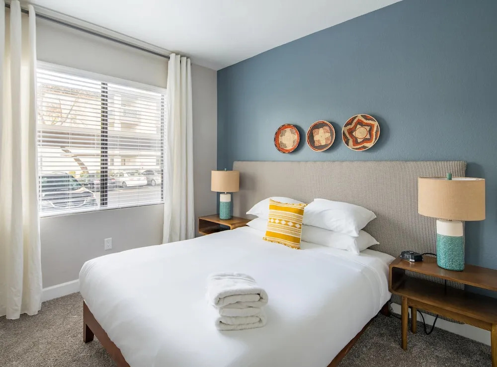 Luxury 2br Near Kierland Commons by Wanderjaunt