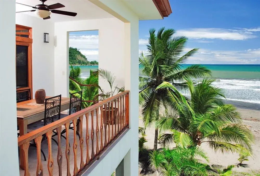 Bahia Azul 2A beachfront, Jaco Beach, 1st floor