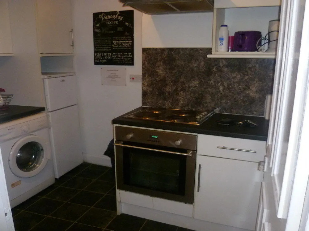 Tony Asga - Asga Apartment