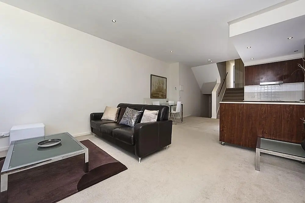 Accommodate Canberra - Metropolitan