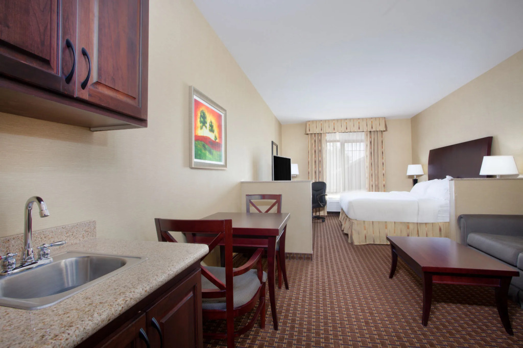 Holiday Inn Express Newport by IHG