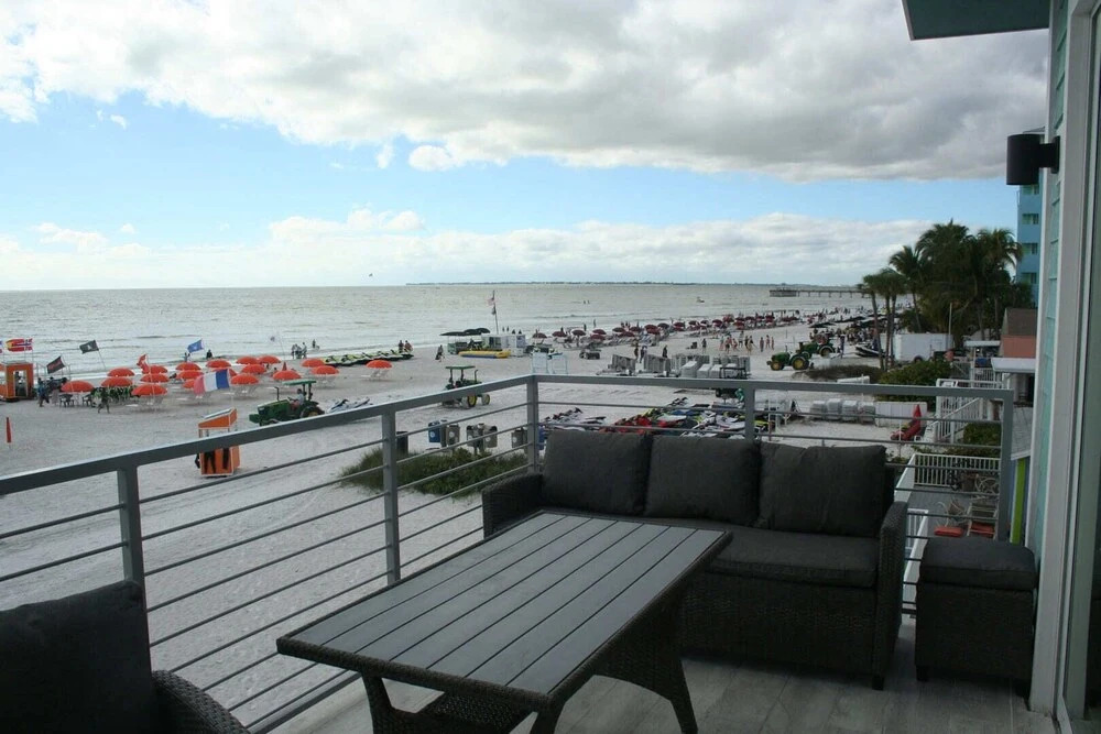 Sand Dollar View - Spectacular Beachfront View From This 5 Bedroom