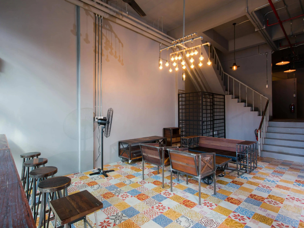 Bloo Hostel