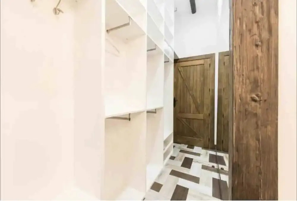 JB Rentals Gran via Apt
