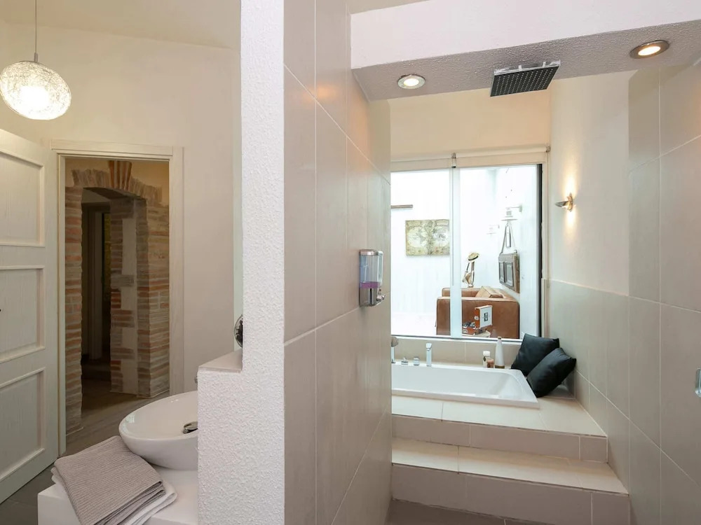 Villa in Cortona with Private Pool