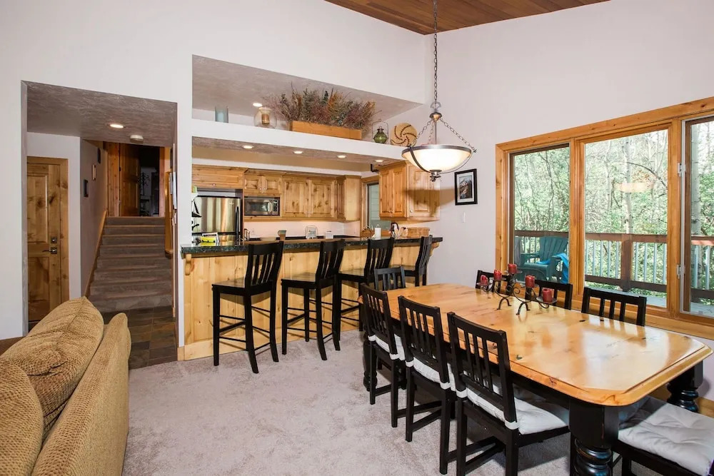 Crescent Ridge 143
