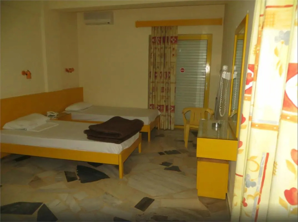 Danaos Beach Apartments