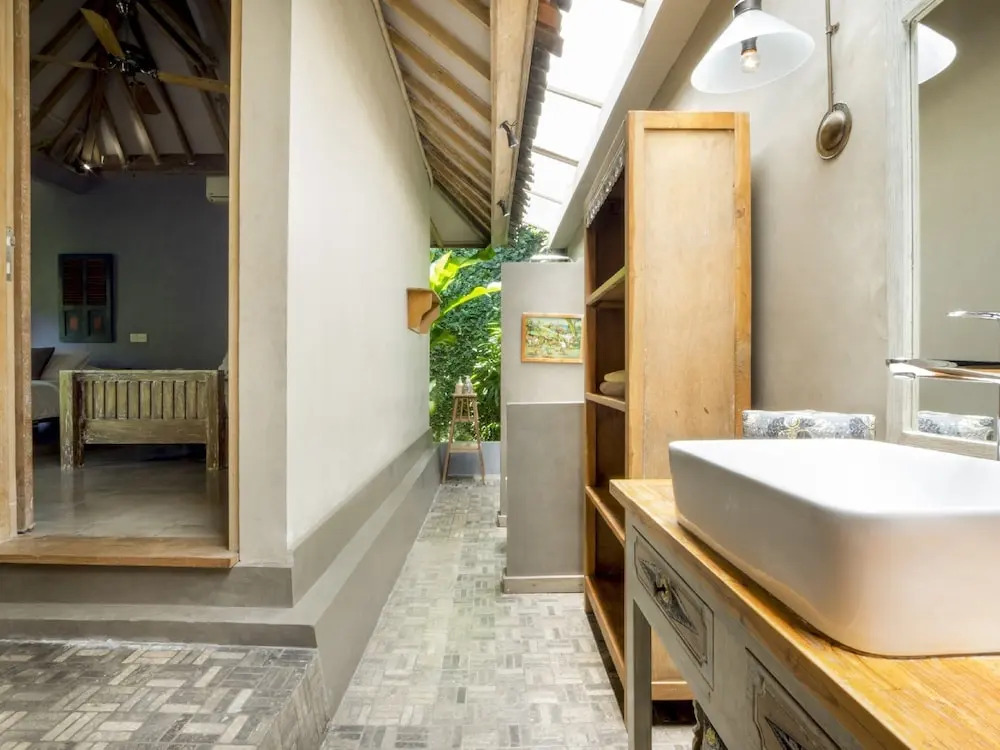 Villa Koyama by Villa Finder