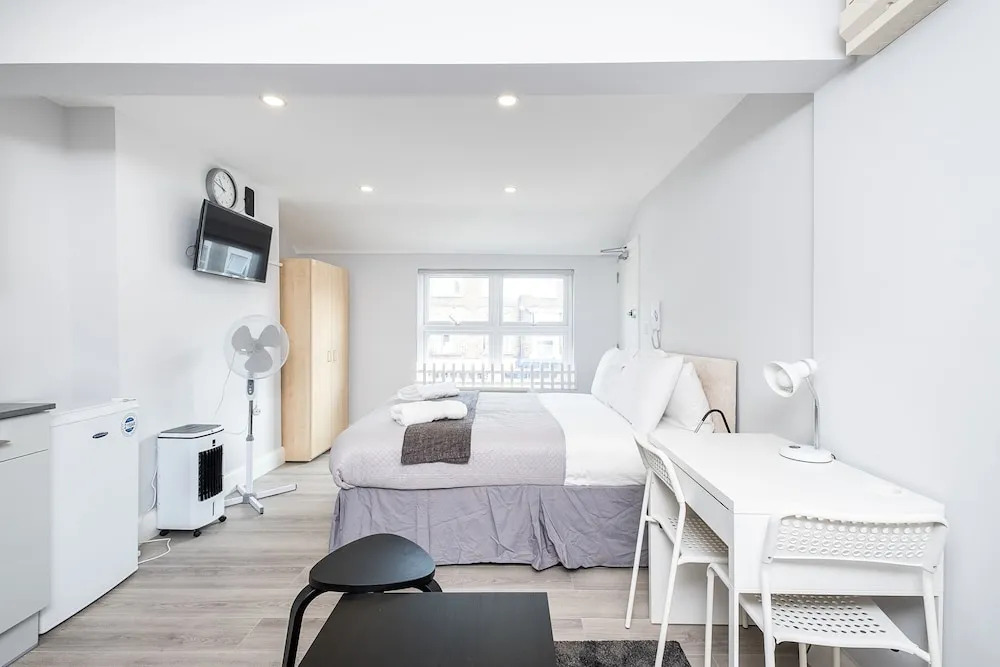 Superior Studio Apartments