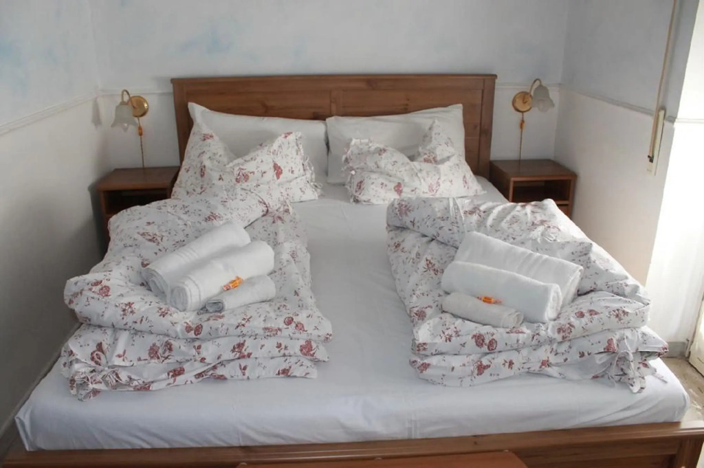 Aga Guesthouse