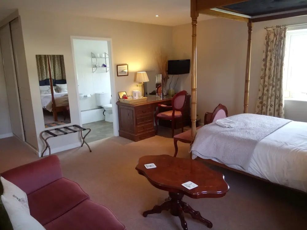 Elmfield House