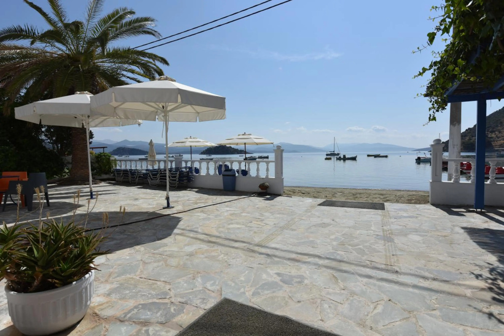 Knossos Hotel