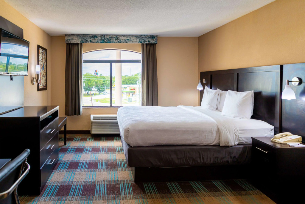 Spark by Hilton Port Wentworth Savannah