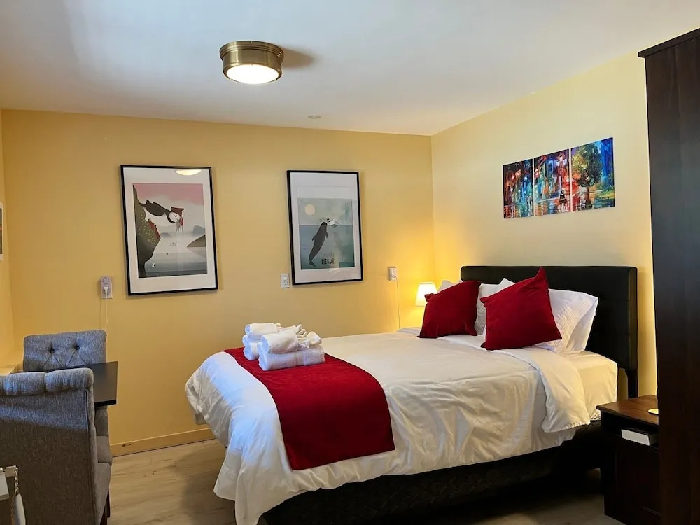 Frigon Suite -Waterfront