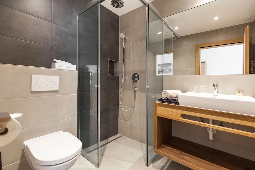 Lerch Suites